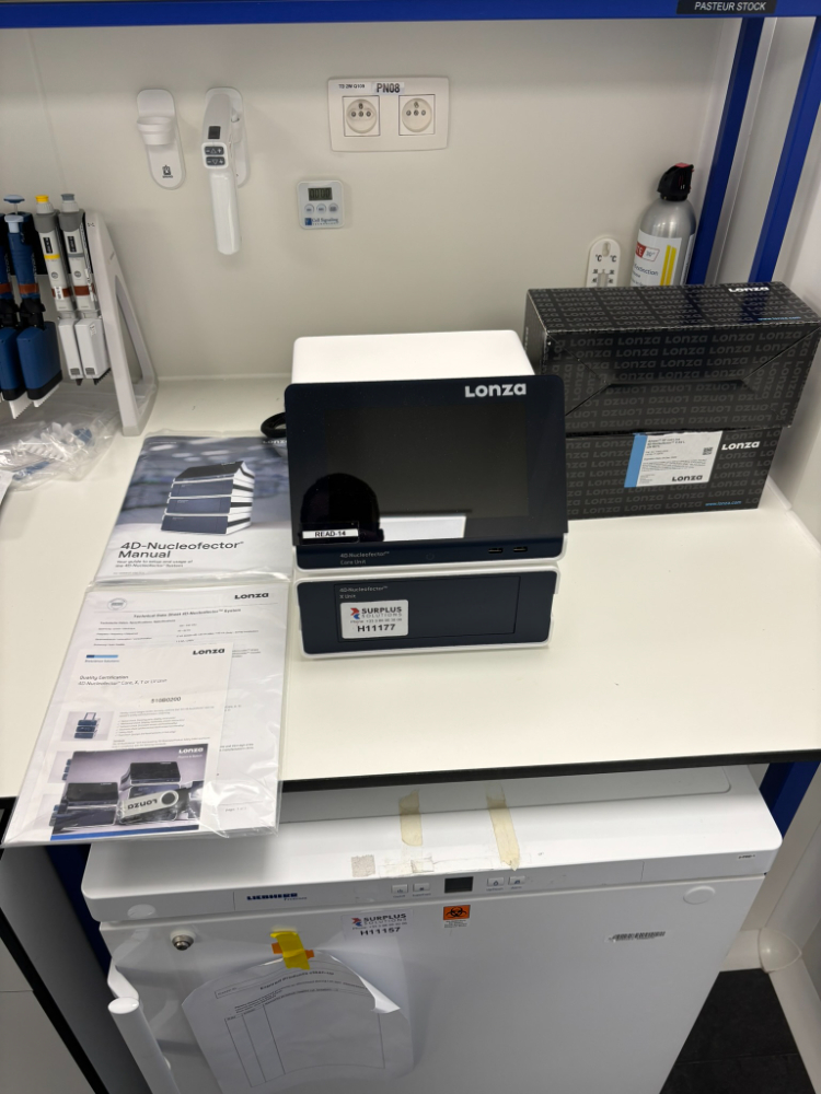 Image of Lonza 4D-Nucleofector Core Unit